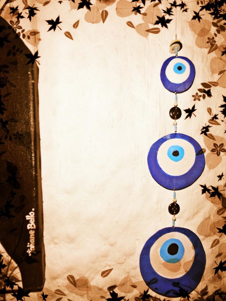 Papel de parede celular olho grego